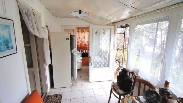Eladó családi ház, Nagycsepelyen 12 M Ft, 2 szobás