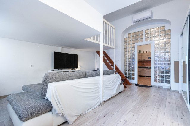 Eladó téglalakás, XV. kerületben, Bethlen Gábor utcában