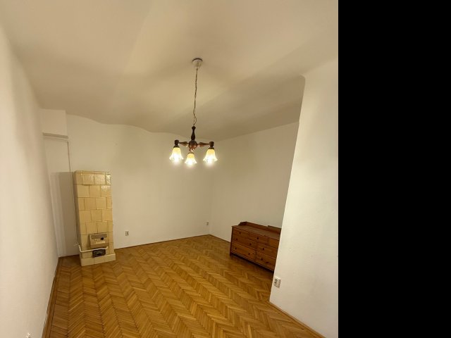 Eladó téglalakás, Budapesten, V. kerületben, Molnár utcában