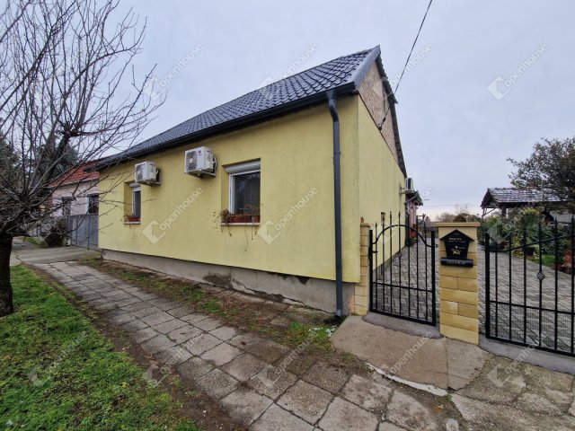 Eladó családi ház, Mocsán 57 M Ft, 4 szobás
