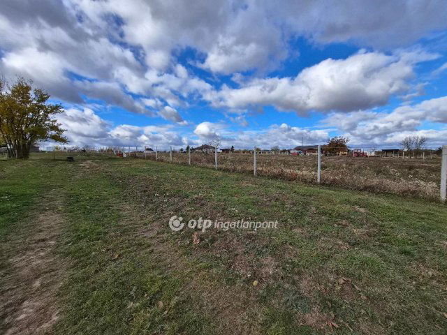 Eladó telek, Bicskén 61 M Ft / költözzbe.hu