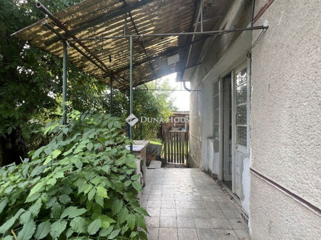 Eladó családi ház, Lepsényben 23.9 M Ft, 2 szobás