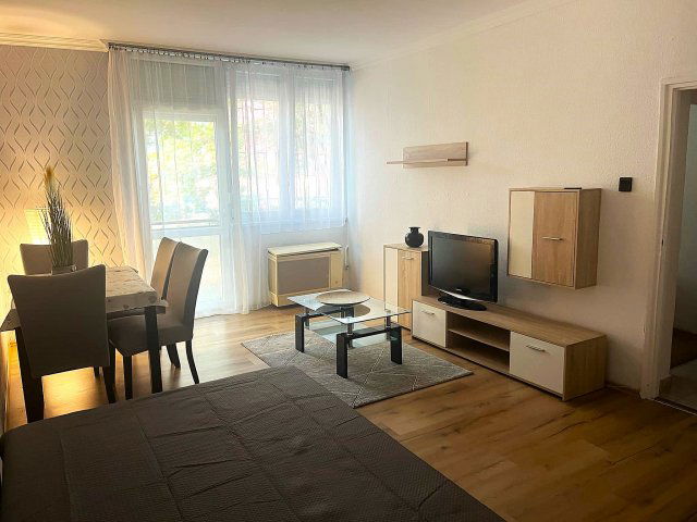 Kiadó téglalakás, albérlet, Debrecenben 190 E Ft / hó