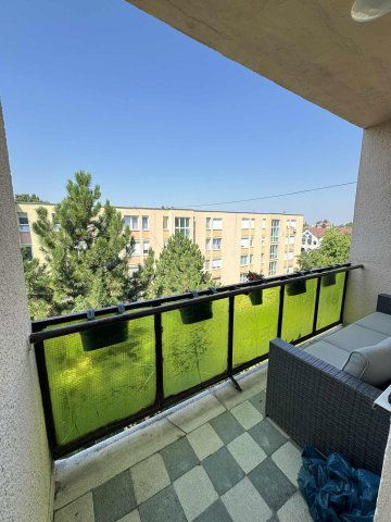 Eladó téglalakás, Tatabányán 34.99 M Ft, 2 szobás