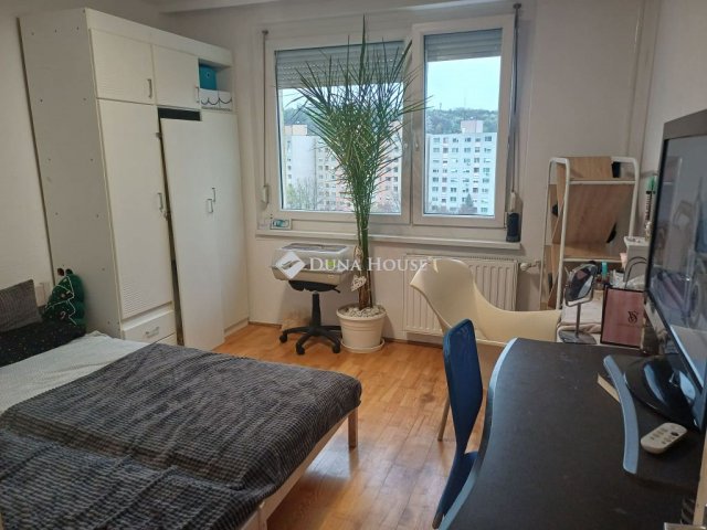 Eladó panellakás, Miskolcon, Árpád úton 29.9 M Ft, 2 szobás