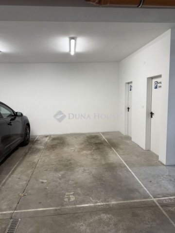 Eladó téglalakás, Budapesten, IV. kerületben 89.9 M Ft, 3 szobás