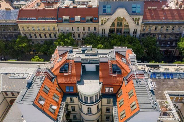 Eladó téglalakás, Budapesten, VI. kerületben 399.96 M Ft