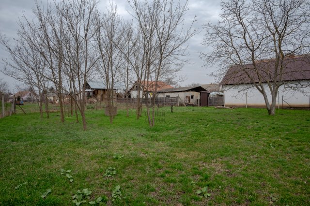 Eladó telek, Nádudvaron 4.5 M Ft / költözzbe.hu