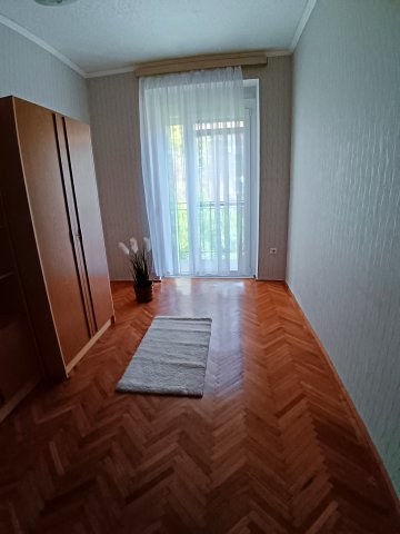 Eladó téglalakás, Szolnokon 32.9 M Ft, 2 szobás