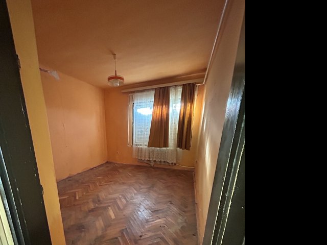 Eladó családi ház, Tapsonyon 8.9 M Ft, 5+1 szobás