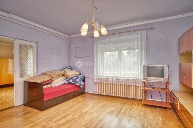 Eladó családi ház, Vecsésen 82 M Ft, 3 szobás