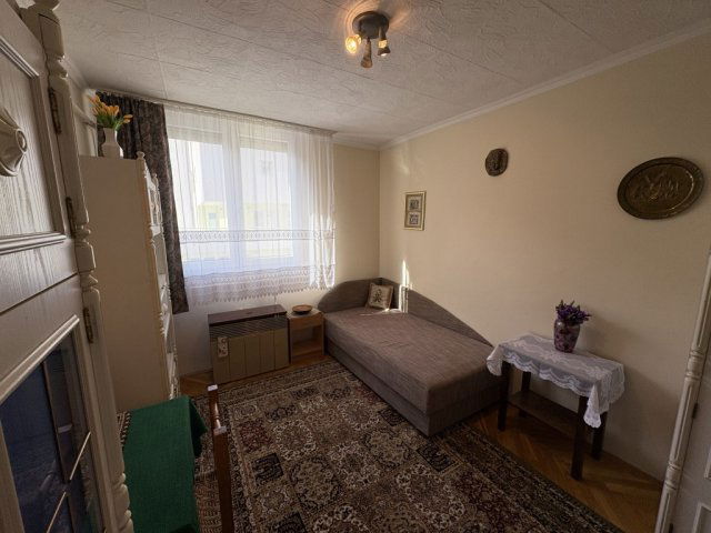 Kiadó téglalakás, albérlet, Kaposváron 100 E Ft / hó, 1 szobás