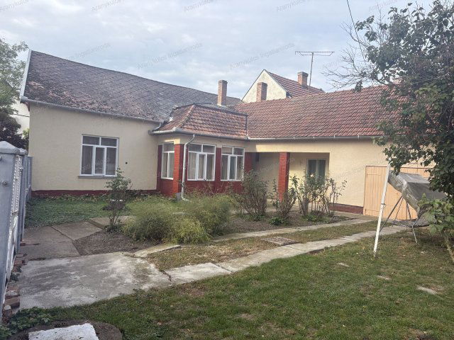 Eladó családi ház, Gyulán, Kétmalom utcában 53.99 M Ft