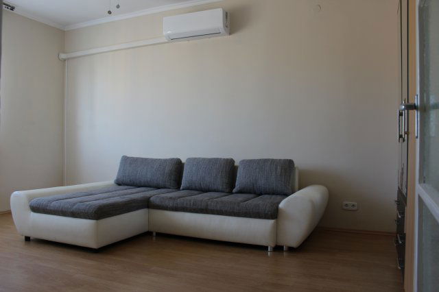 Kiadó téglalakás, albérlet, Szombathelyen 150 E Ft / hó