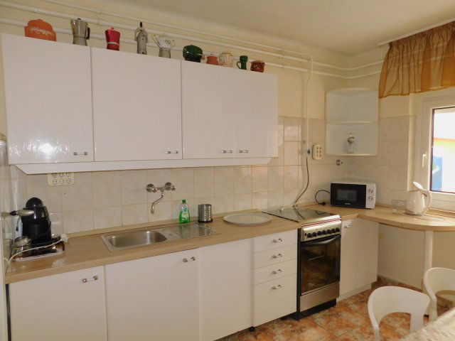Eladó családi ház, Egerben 89 M Ft, 5 szobás