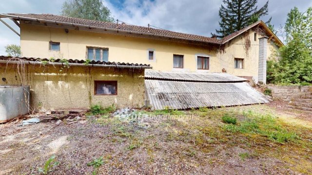 Eladó családi ház, Tarcalon 100 M Ft, 2 szobás