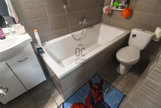 Eladó családi ház, Budapesten, IV. kerületben 80 M Ft, 3 szobás