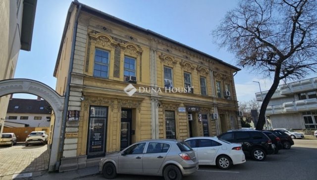 Eladó iroda, Kecskeméten 53.9 M Ft, 3 szobás