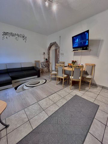 Eladó téglalakás, Komlón 16.5 M Ft, 1+1 szobás