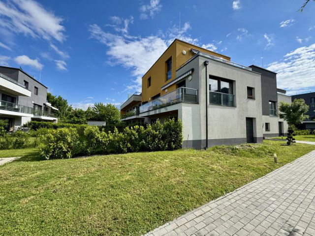 Eladó téglalakás, Budapesten, III. kerületben 92.5 M Ft