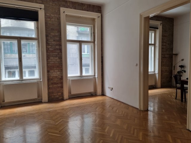 Eladó téglalakás, Budapesten, VII. kerületben 128.5 M Ft