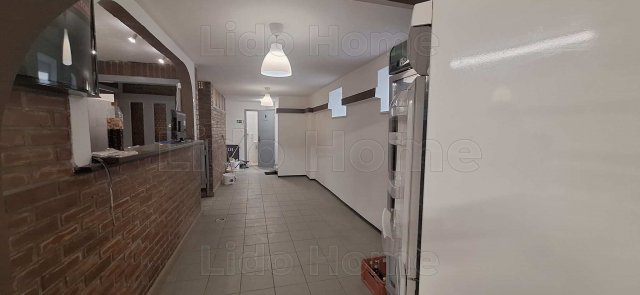 Kiadó üzlethelyiség, Kaposváron 500 E Ft / hó