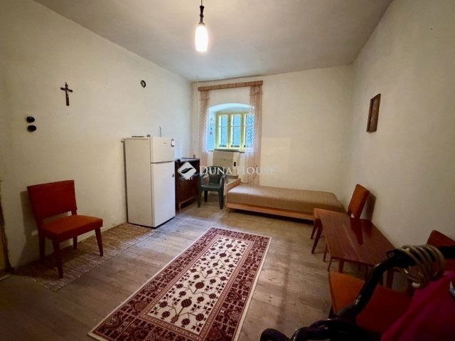 Eladó családi ház, Sülysápon 38.5 M Ft, 2 szobás