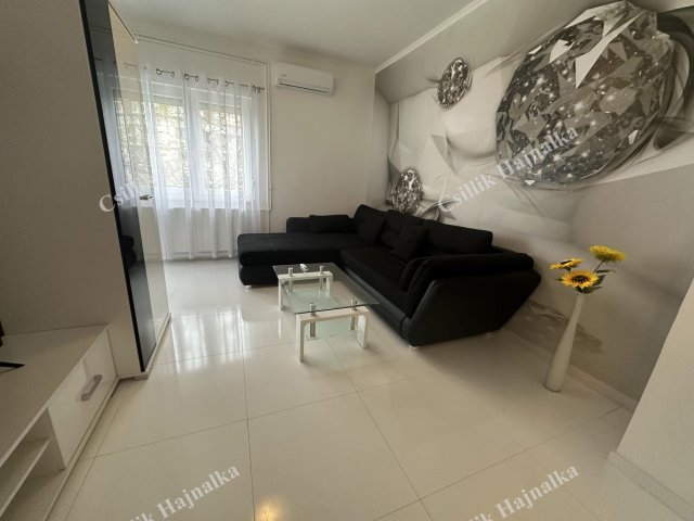 Eladó téglalakás, Szolnokon, Kossuth téren 45 M Ft, 1+1 szobás