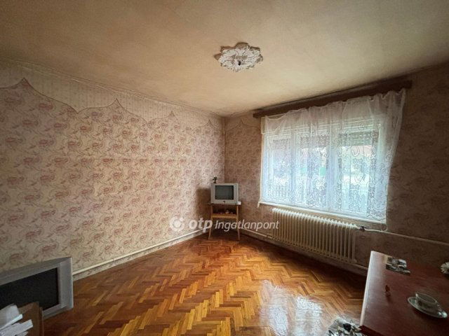 Eladó családi ház, Hajdúdorogon 31 M Ft, 2 szobás