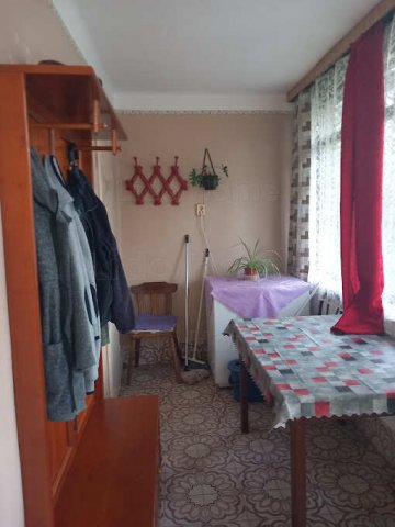 Eladó családi ház, Tapsonyon 26.5 M Ft, 10 szobás