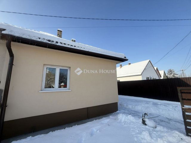 Eladó ikerház, Örkényen 27.9 M Ft, 2 szobás