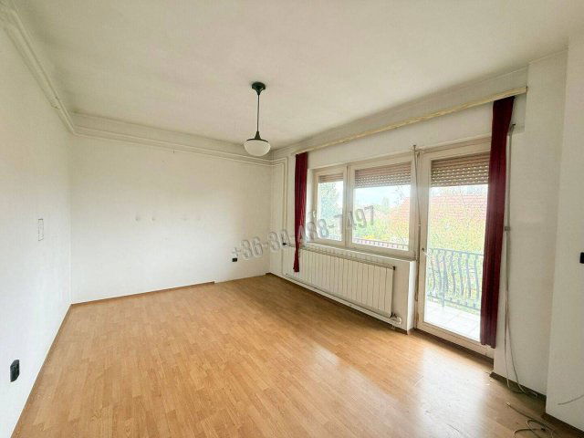 Eladó ikerház, Vácon 126.5 M Ft, 6 szobás / költözzbe.hu