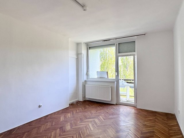Eladó téglalakás, Egerben 37.9 M Ft, 2 szobás