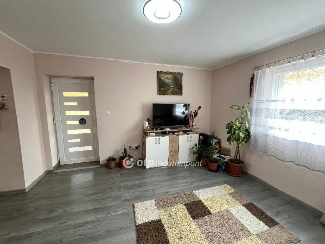 Eladó családi ház, Tápiógyörgyén 29.49 M Ft, 2 szobás