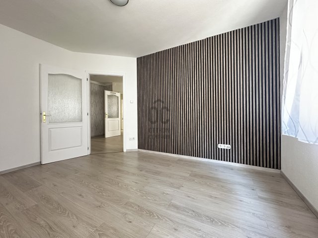 Eladó téglalakás, Budapesten, VIII. kerületben 99.99 M Ft