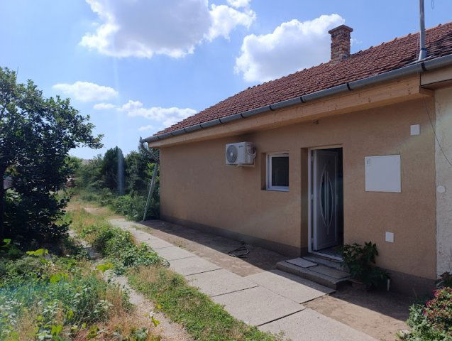 Eladó sorház, Üllőn 29.9 M Ft, 2 szobás / költözzbe.hu