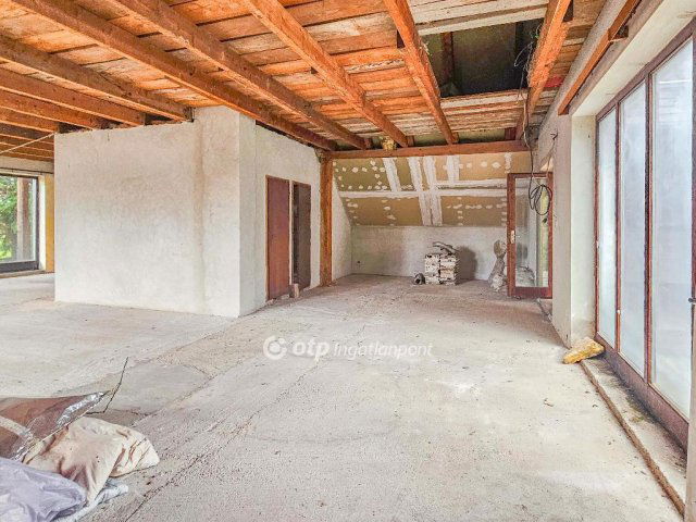 Eladó családi ház, Székesfehérvárott 140 M Ft, 7 szobás