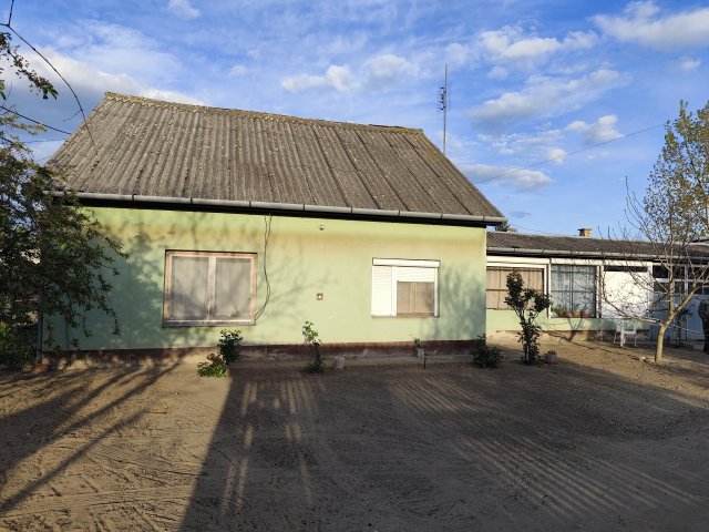 Eladó családi ház, Hajdúsámsonon 41.5 M Ft, 2 szobás