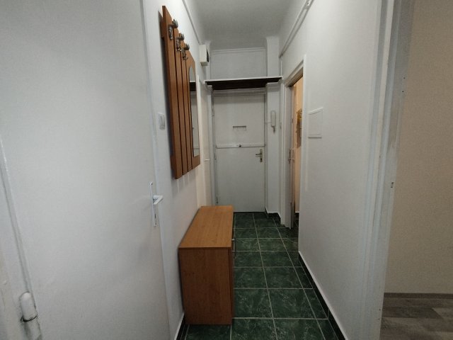 Eladó téglalakás, Kazincbarcikán 20.3 M Ft, 1+1 szobás