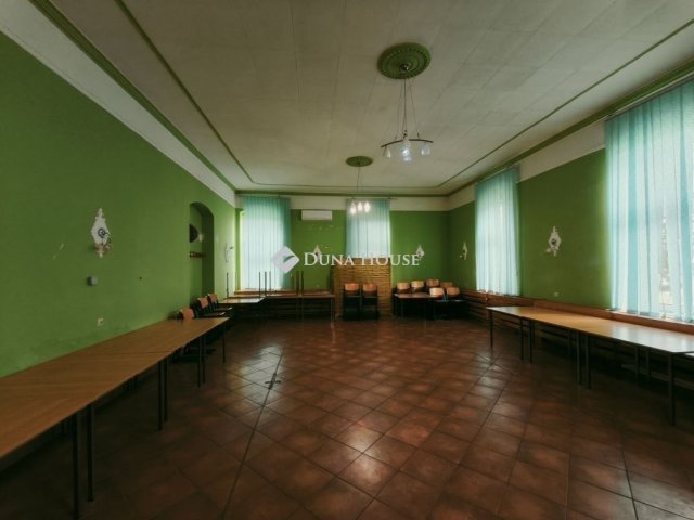 Eladó családi ház, Földeákon 45 M Ft, 5 szobás
