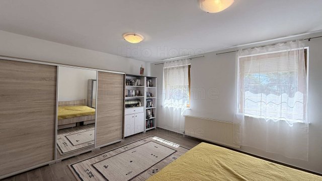 Eladó családi ház, Kéthelyen 75 M Ft, 4 szobás
