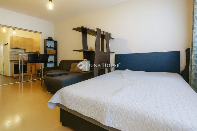 Eladó panellakás, Debrecenben 41 M Ft, 1 szobás