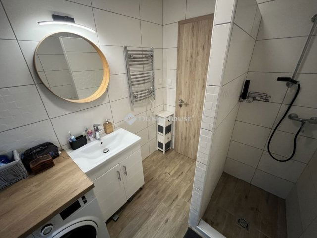 Eladó ikerház, Dabason 115 M Ft, 5 szobás / költözzbe.hu