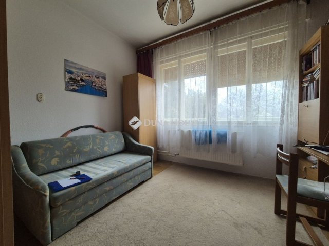 Eladó családi ház, Siófokon 94.9 M Ft, 4 szobás