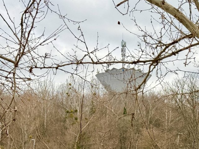 Eladó téglalakás, Oroszlányban 39.9 M Ft, 2 szobás