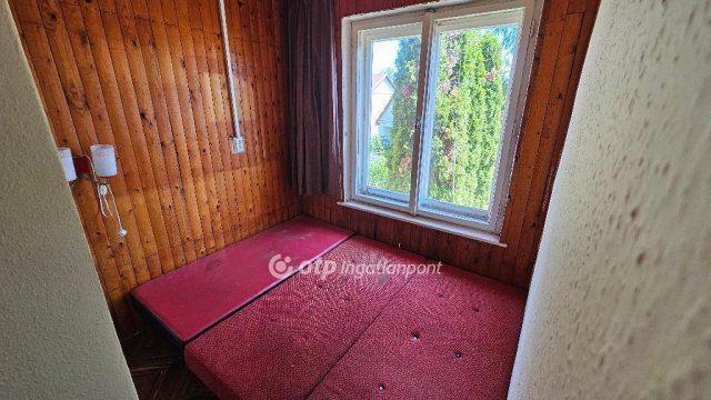 Eladó nyaraló, Mezőkövesden 25 M Ft, 2+2 szobás