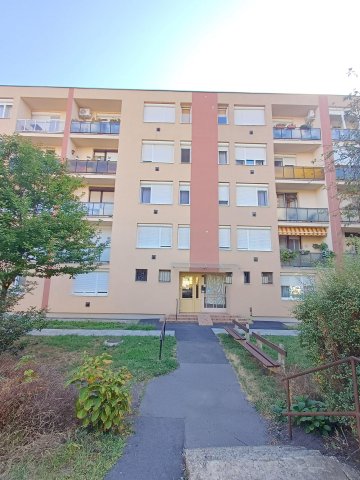 Eladó téglalakás, Szombathelyen 29.99 M Ft, 2 szobás
