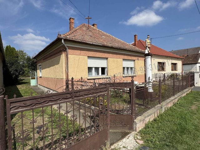 Eladó családi ház, Becsehelyen 26.9 M Ft, 5 szobás