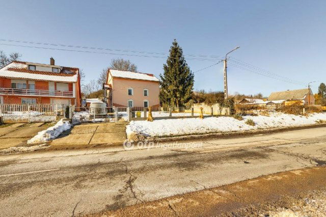 Eladó családi ház, Pétervásárán 38 M Ft, 3+1 szobás