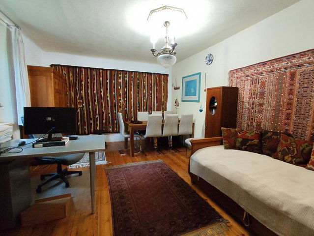 Eladó családi ház, Budapesten, III. kerületben 149.9 M Ft